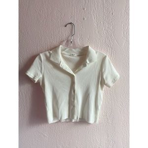 Brandy Melville Off White Collared Crop Top